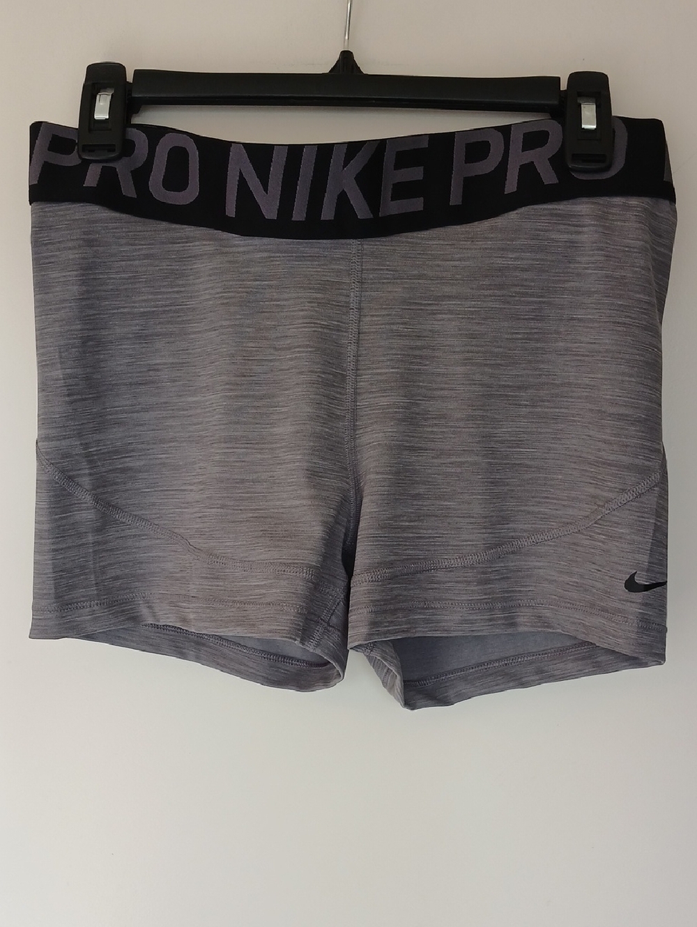 Nike Pro Dri-Fit Shorts 3” Inseam Tight Fit Grey/Black Women’s XL